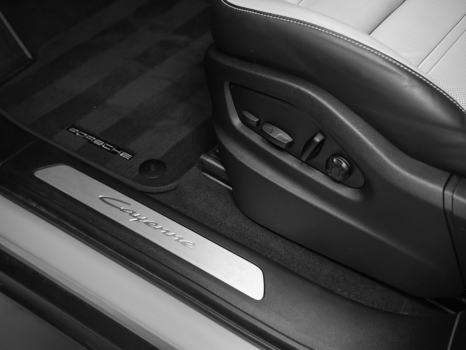 2024 Porsche Cayenne Coupe