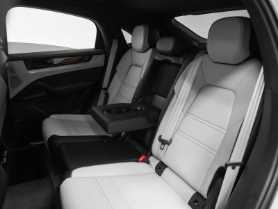 2024 Porsche Cayenne Coupe