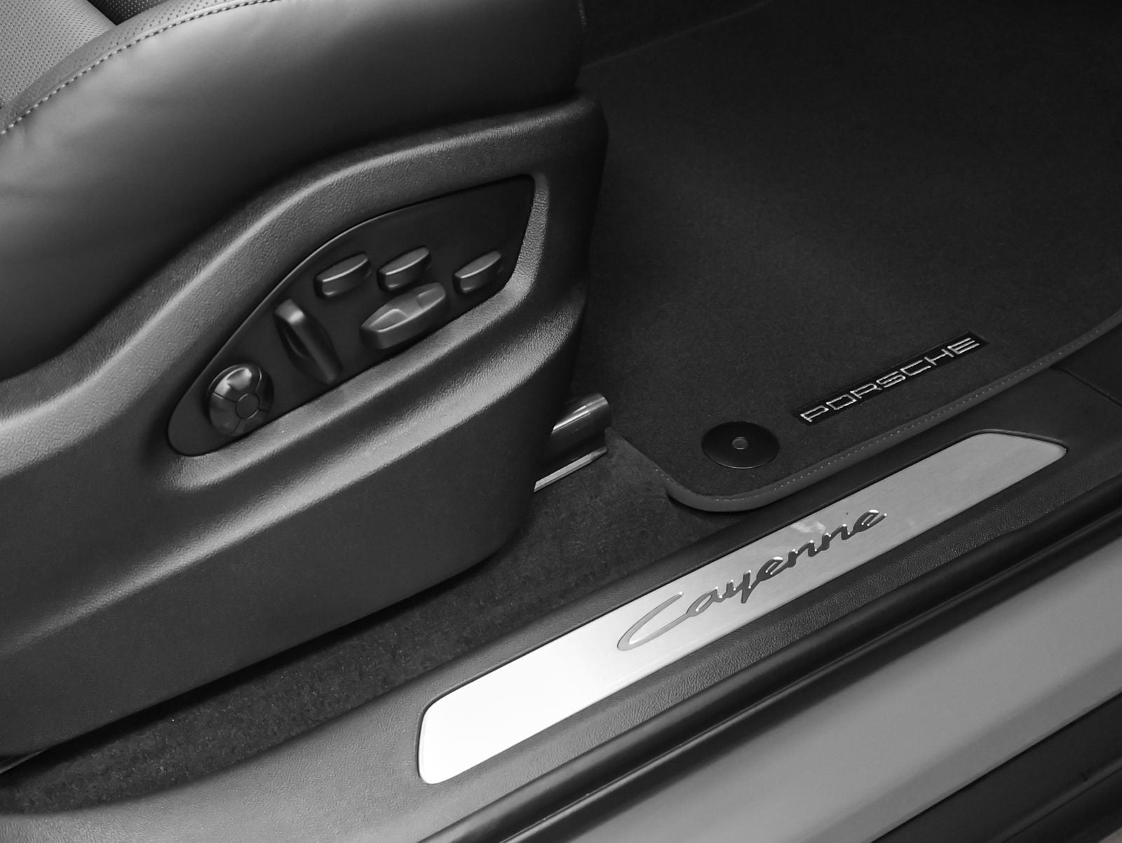 2026 Porsche Cayenne Coupe