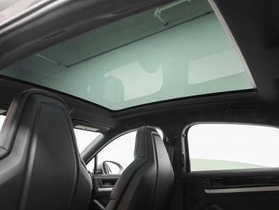 2026 Porsche Cayenne Coupe