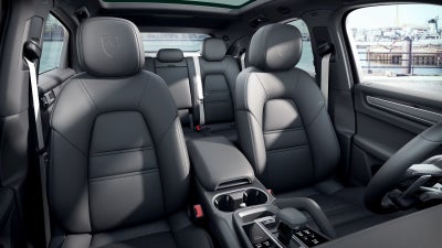 2022 Porsche Cayenne Cayenne Coupe Platinum Edition