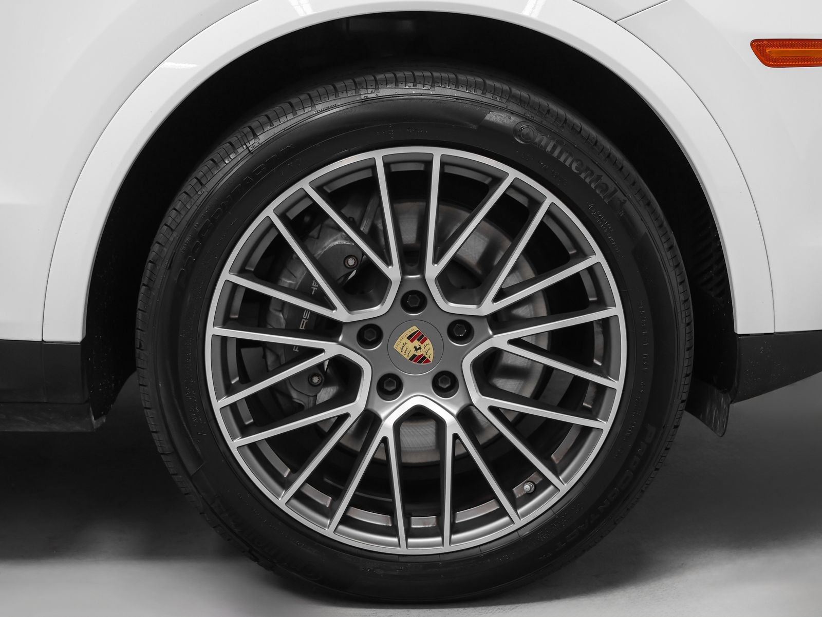 2023 Porsche Cayenne Coupe Platinum Edition