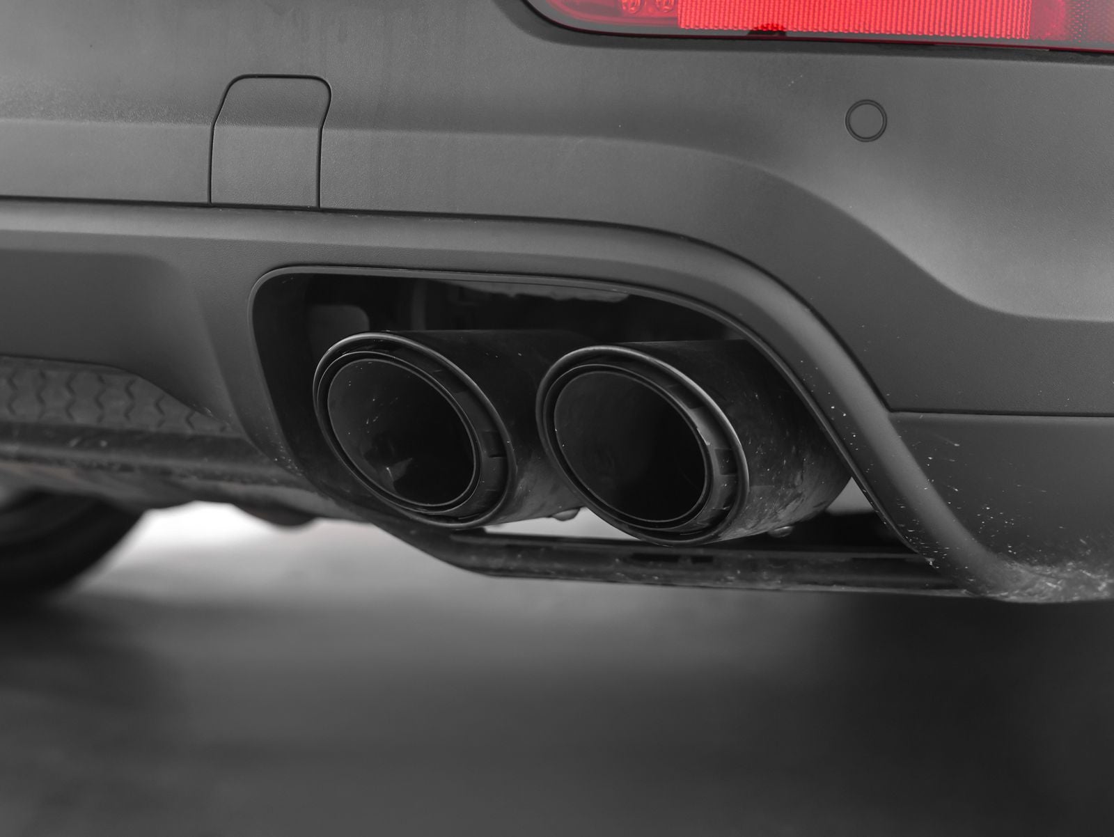 2023 Porsche Cayenne Coupe Platinum Edition