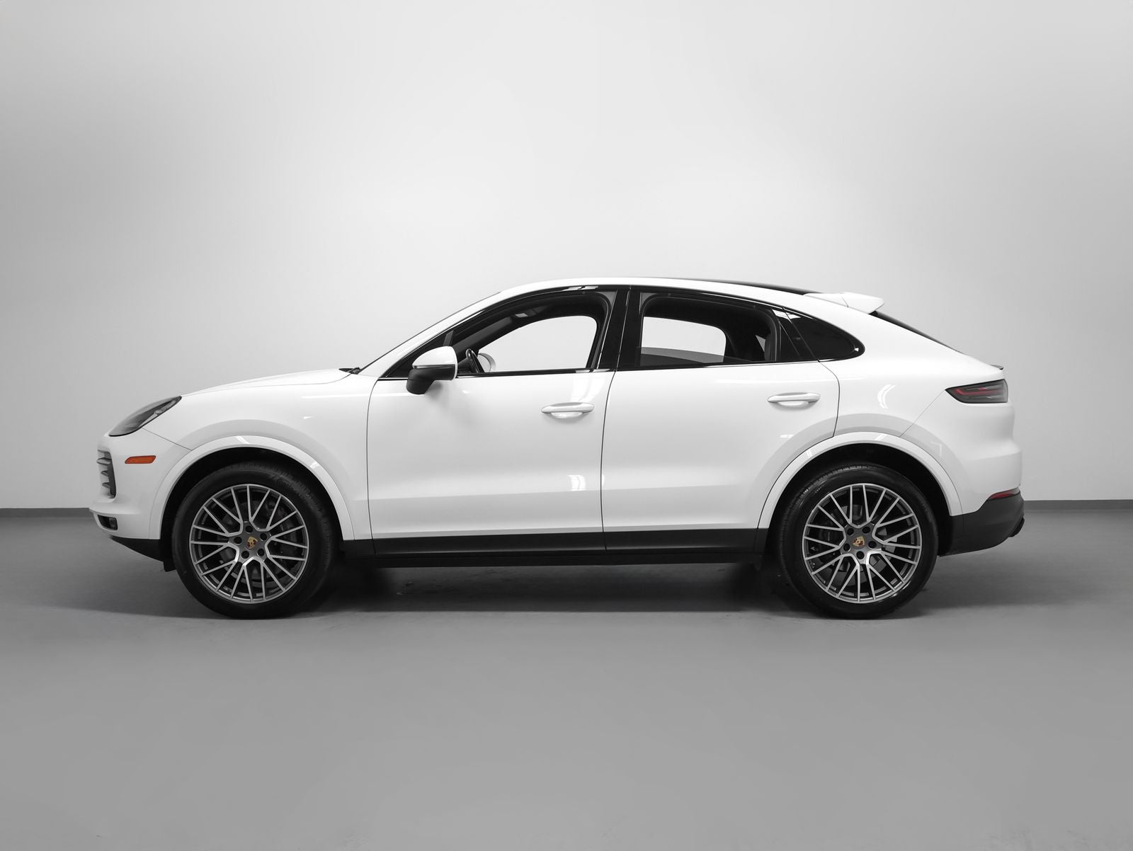 2023 Porsche Cayenne Coupe Platinum Edition