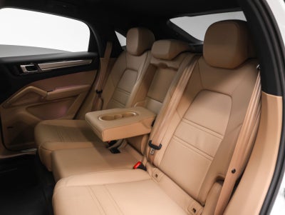 2023 Porsche Cayenne Coupe Platinum Edition
