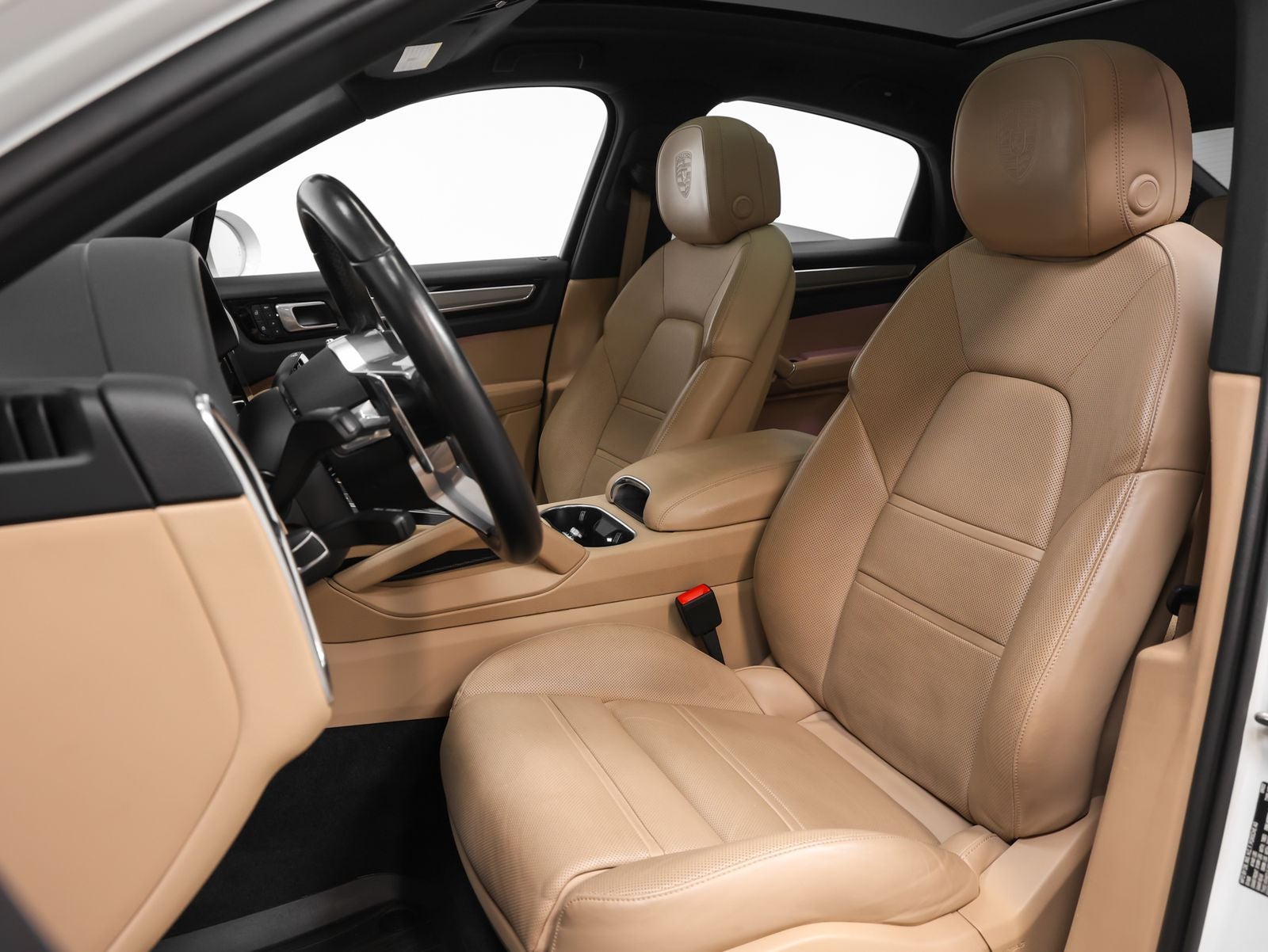 2023 Porsche Cayenne Coupe Platinum Edition