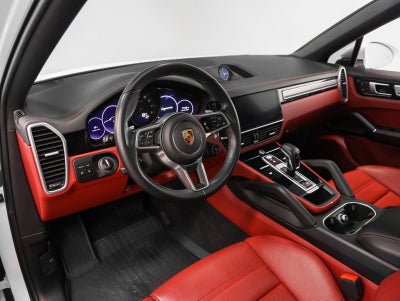 2022 Porsche Cayenne Cayenne Coupe Platinum Edition