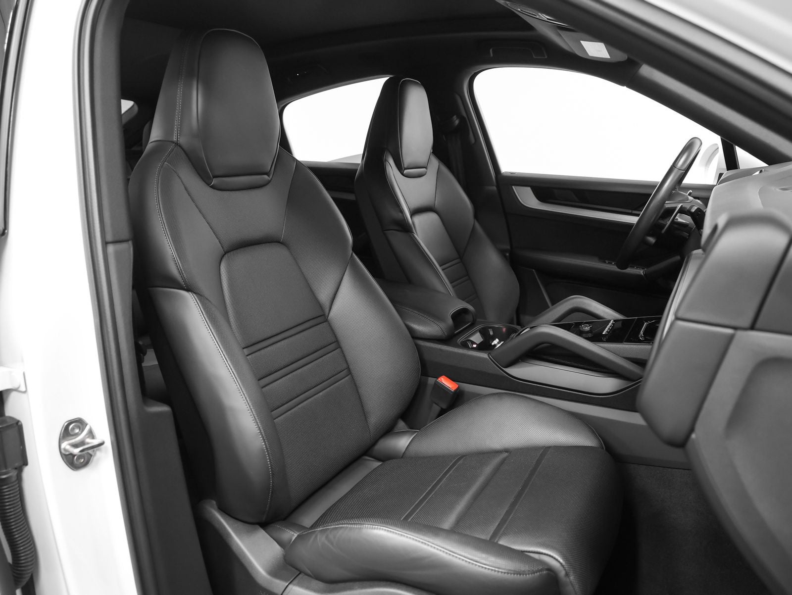 2024 Porsche Cayenne Coupe Base
