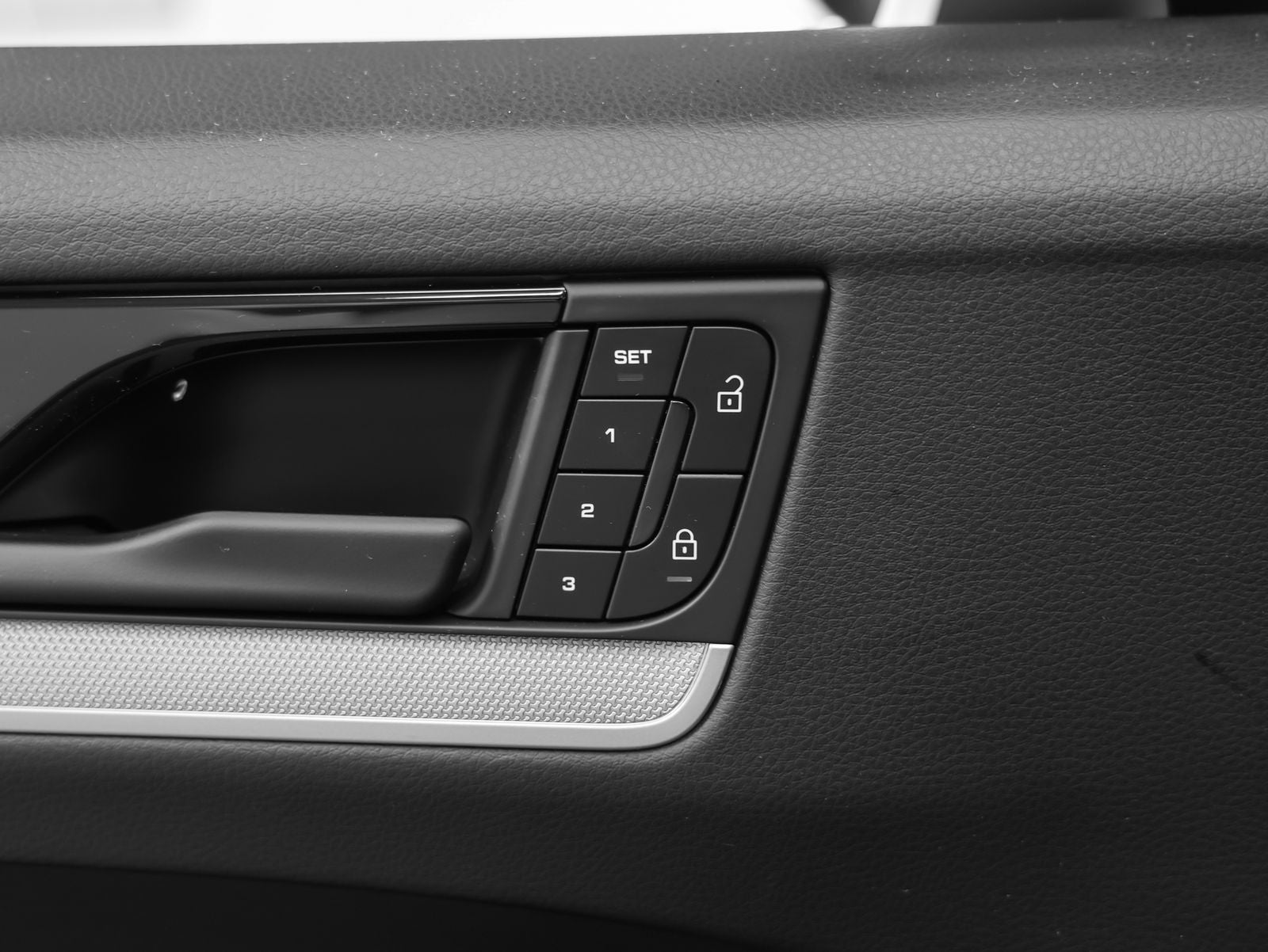 2024 Porsche Cayenne Coupe Base
