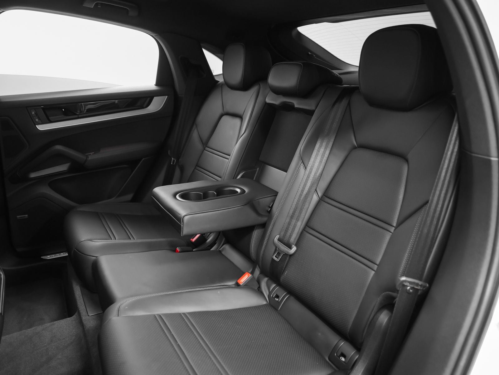 2024 Porsche Cayenne Coupe Base