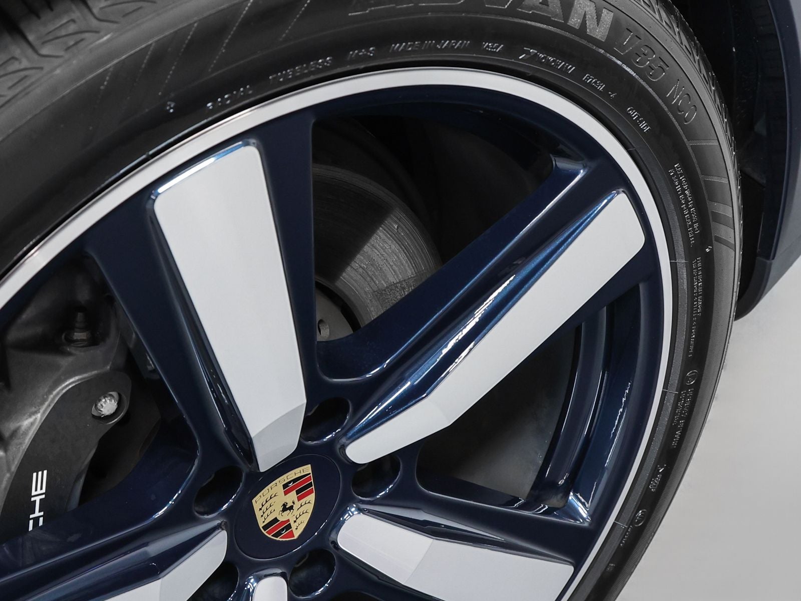 2024 Porsche Cayenne Coupe