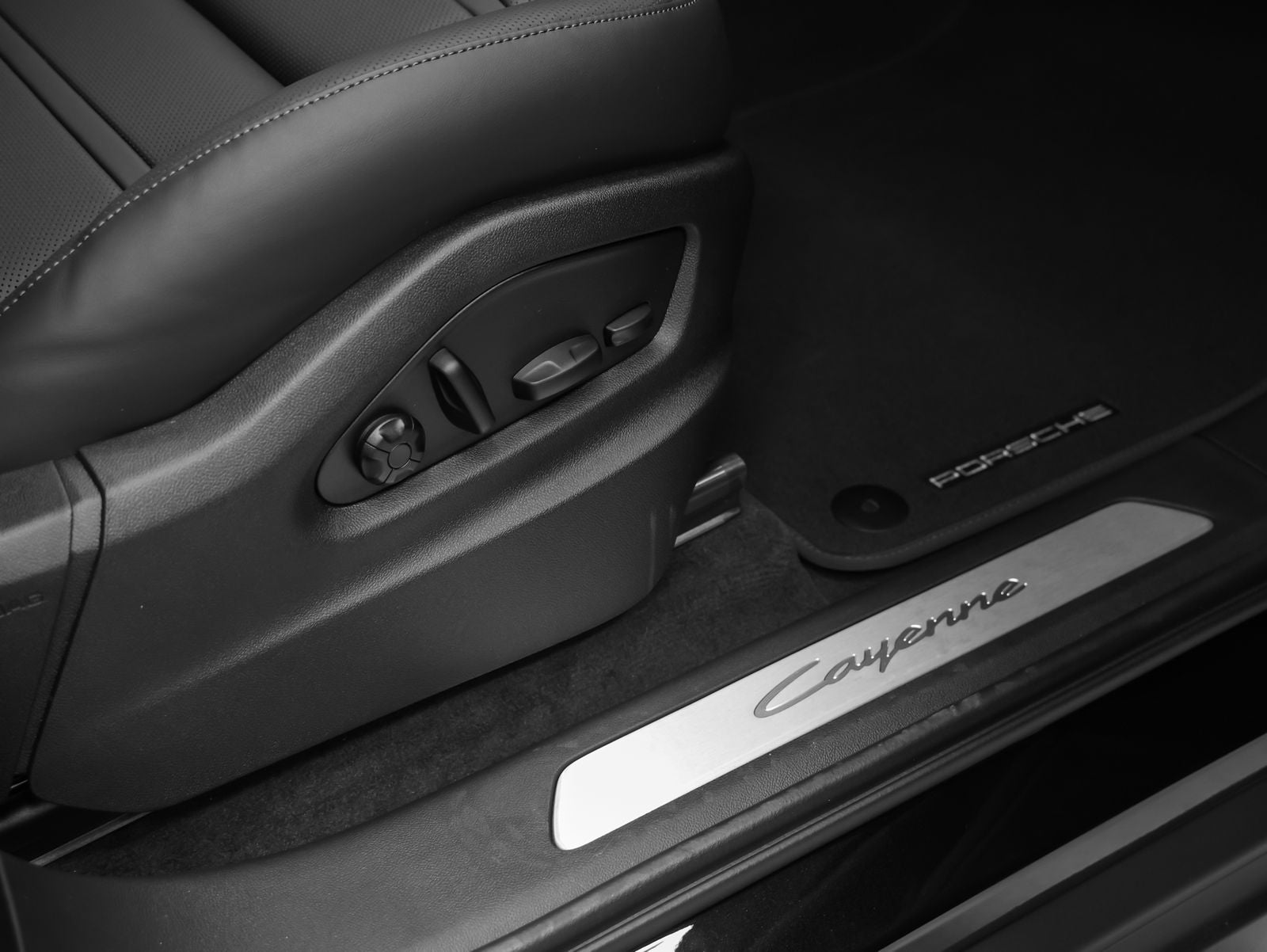 2026 Porsche Cayenne Coupe
