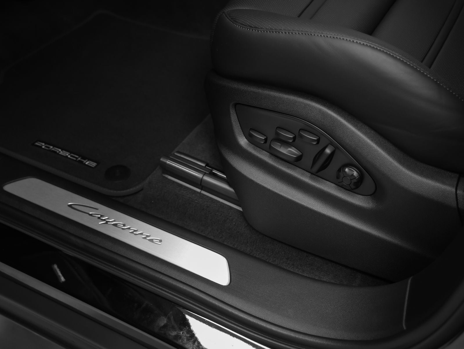 2026 Porsche Cayenne Coupe