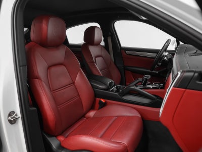 2022 Porsche Cayenne Coupe Platinum Edition