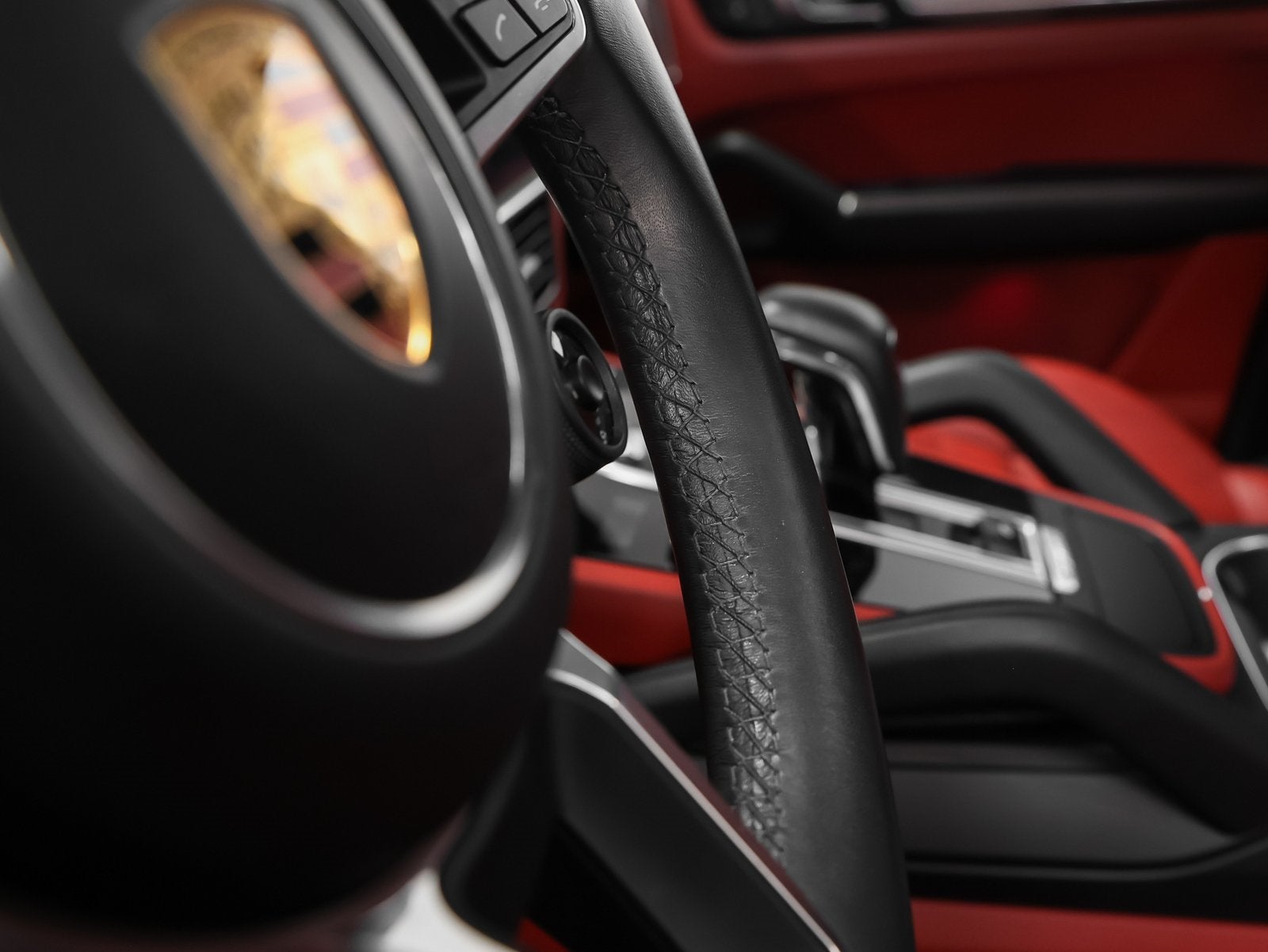 2022 Porsche Cayenne Coupe Platinum Edition