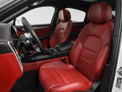 2022 Porsche Cayenne Coupe Platinum Edition