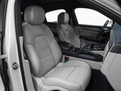 2023 Porsche Cayenne Cayenne Coupe Platinum Edition