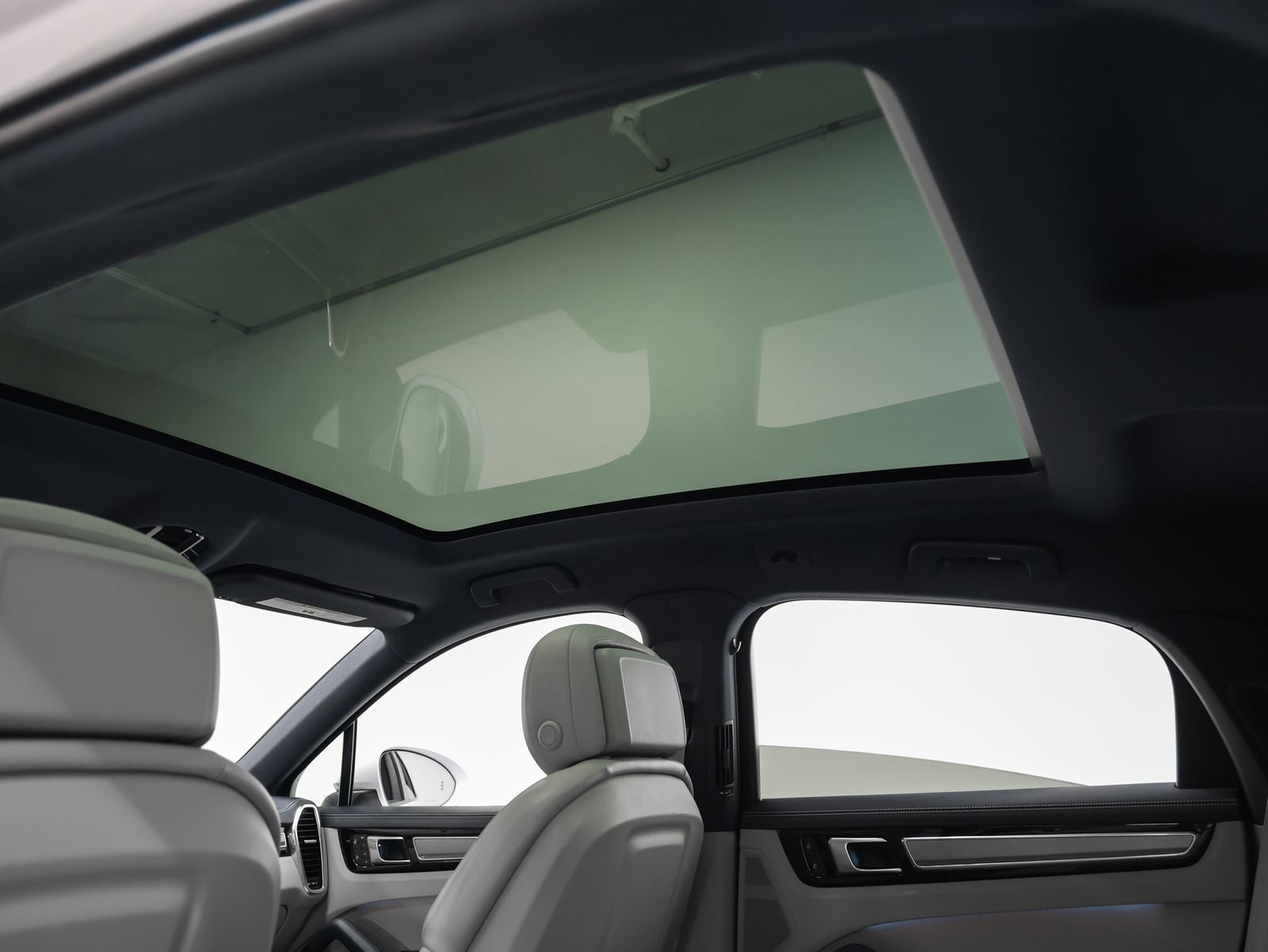 2023 Porsche Cayenne Cayenne Coupe Platinum Edition