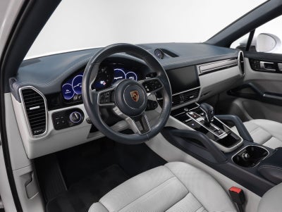 2023 Porsche Cayenne Cayenne Coupe Platinum Edition