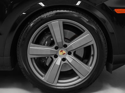 2024 Porsche Cayenne Coupe Base