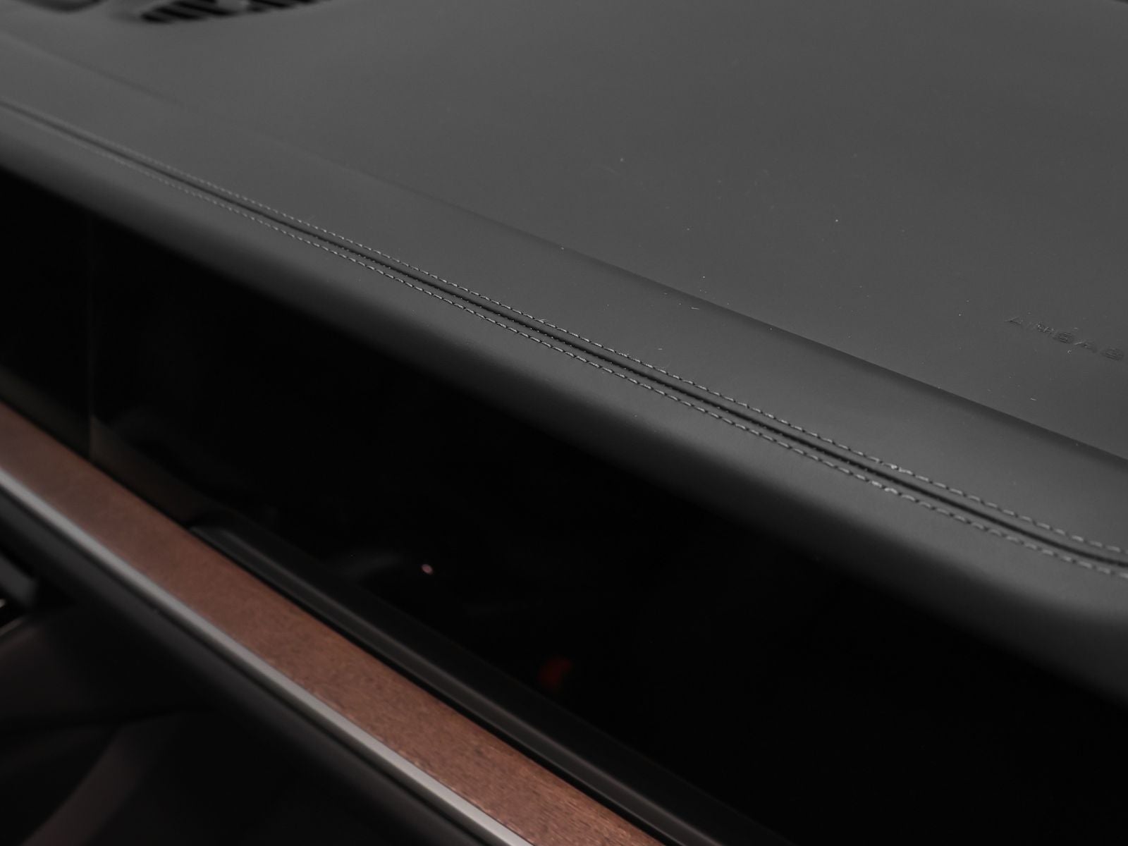 2024 Porsche Cayenne Coupe Base
