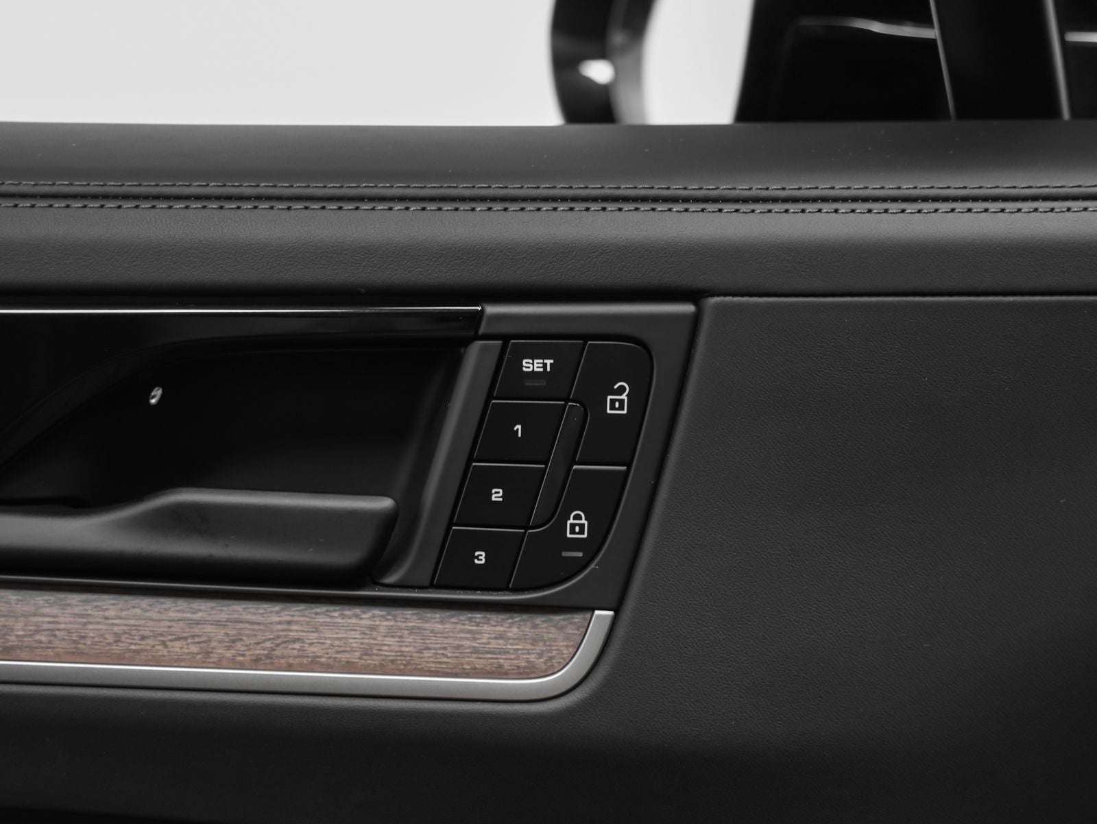 2024 Porsche Cayenne Coupe Base