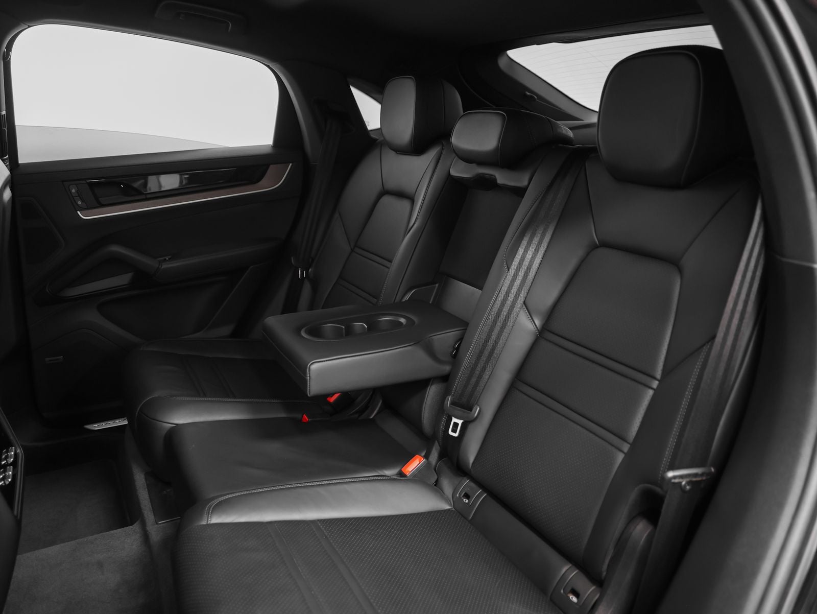 2024 Porsche Cayenne Coupe Base