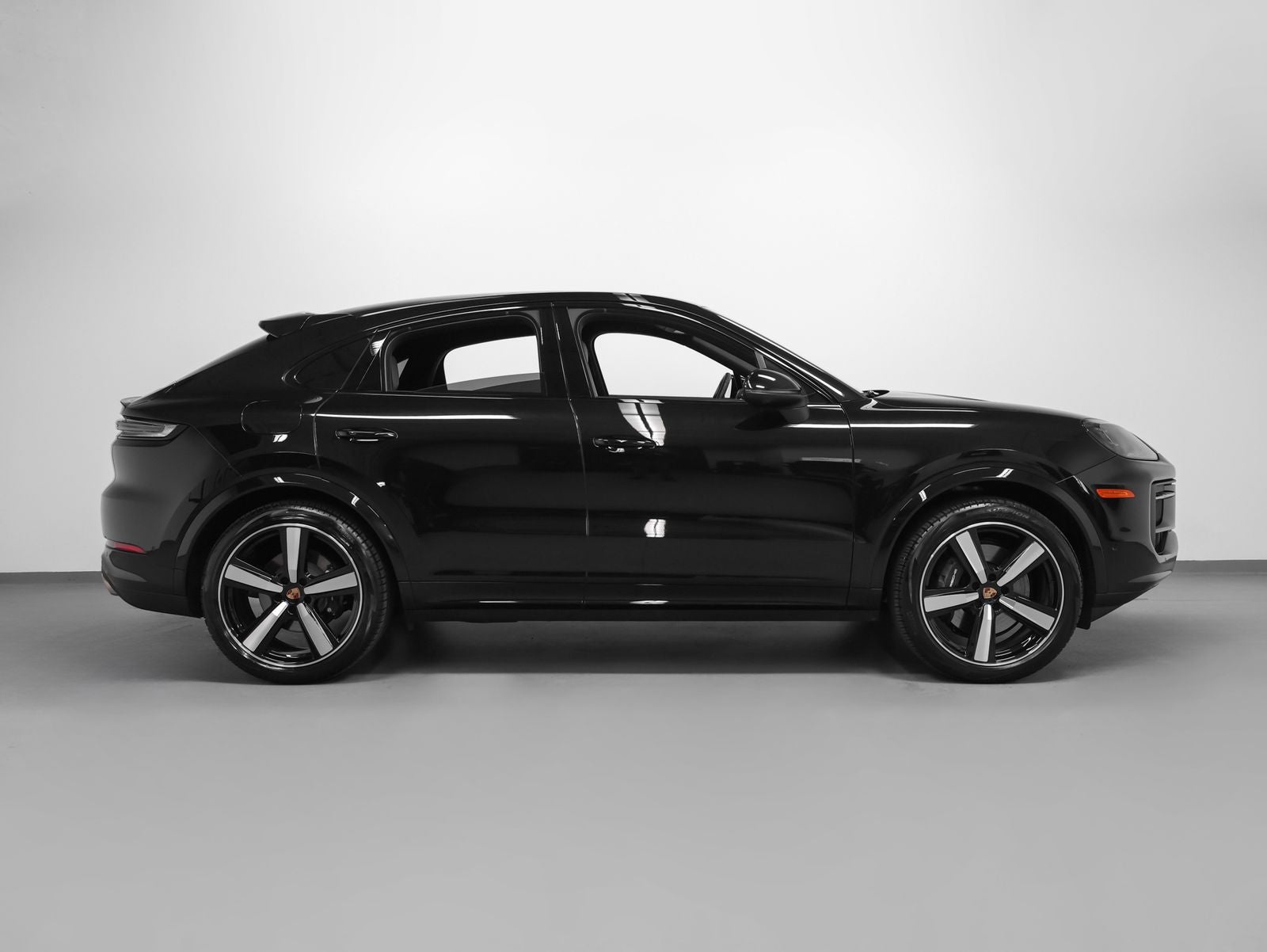 2025 Porsche Cayenne Coupe Base
