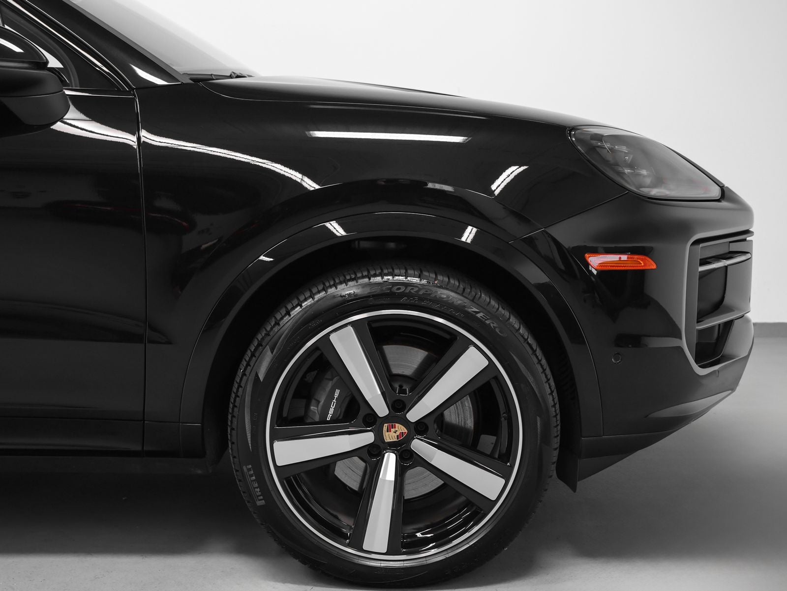2025 Porsche Cayenne Coupe Base