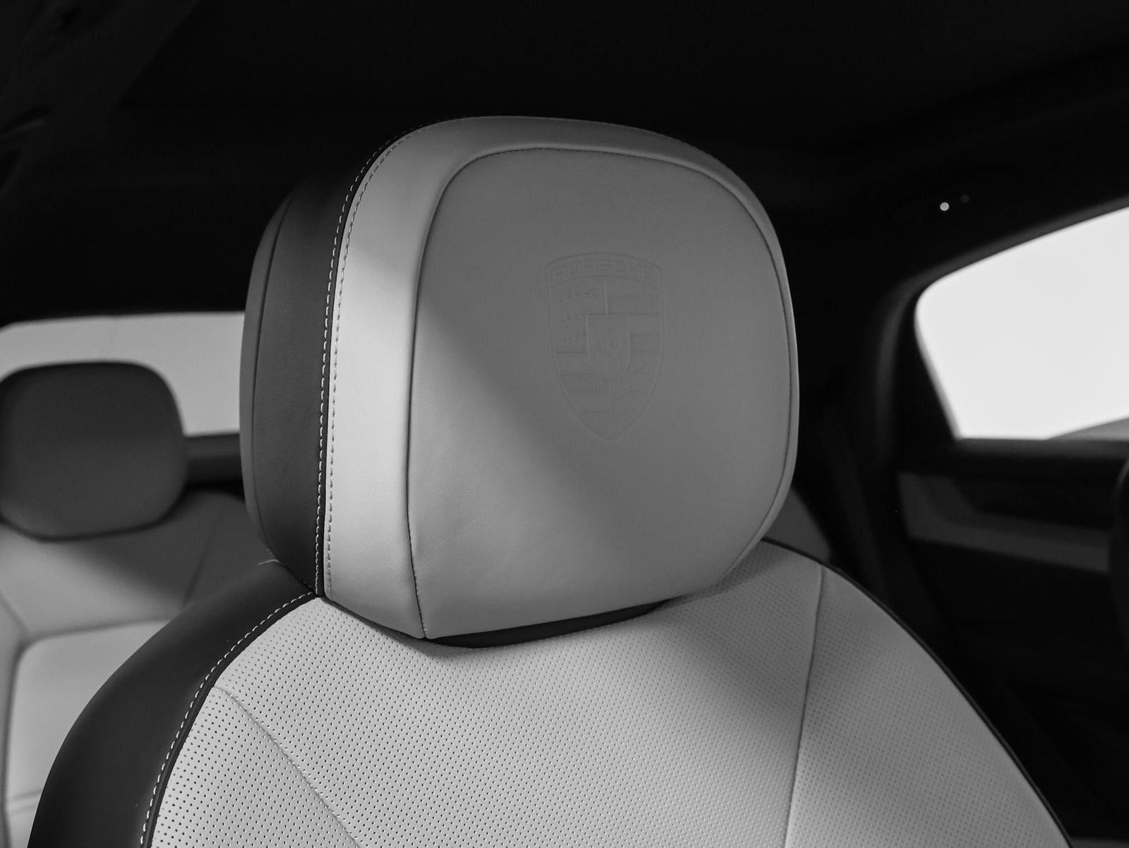 2025 Porsche Cayenne Coupe Base