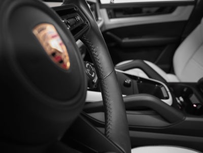 2025 Porsche Cayenne Coupe Base