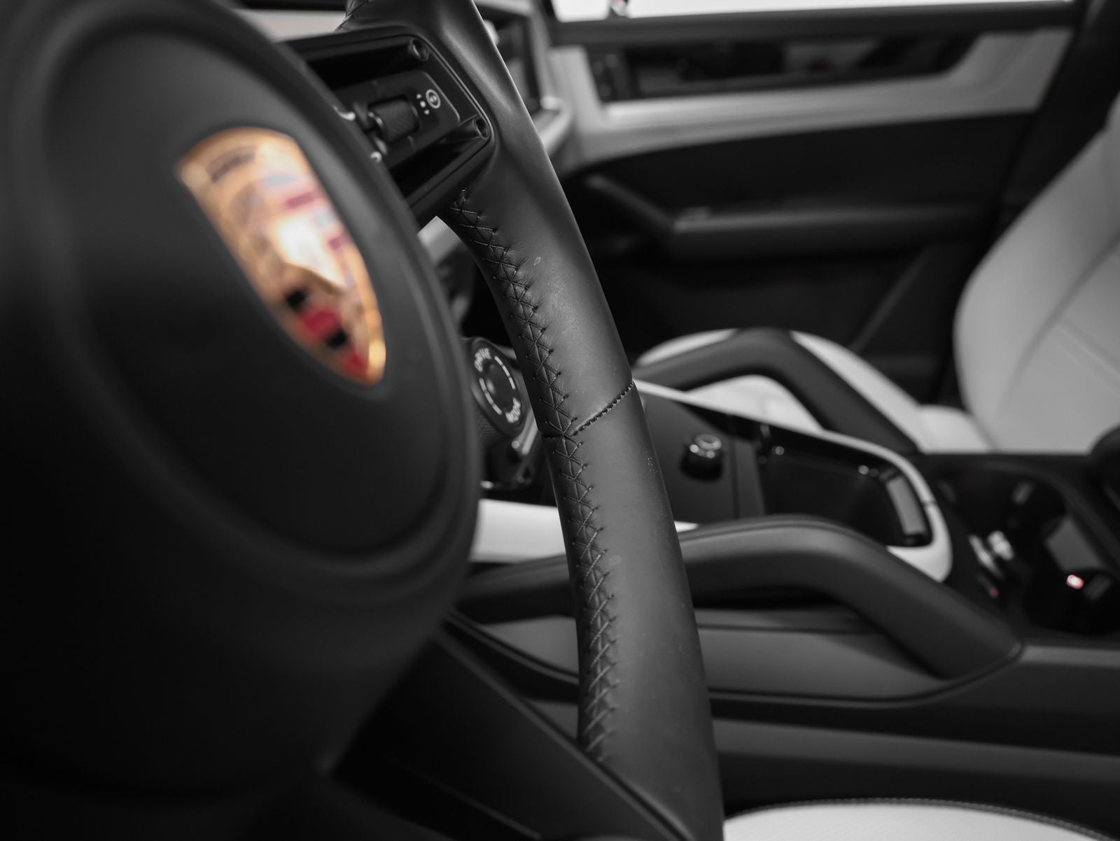 2025 Porsche Cayenne Coupe Base