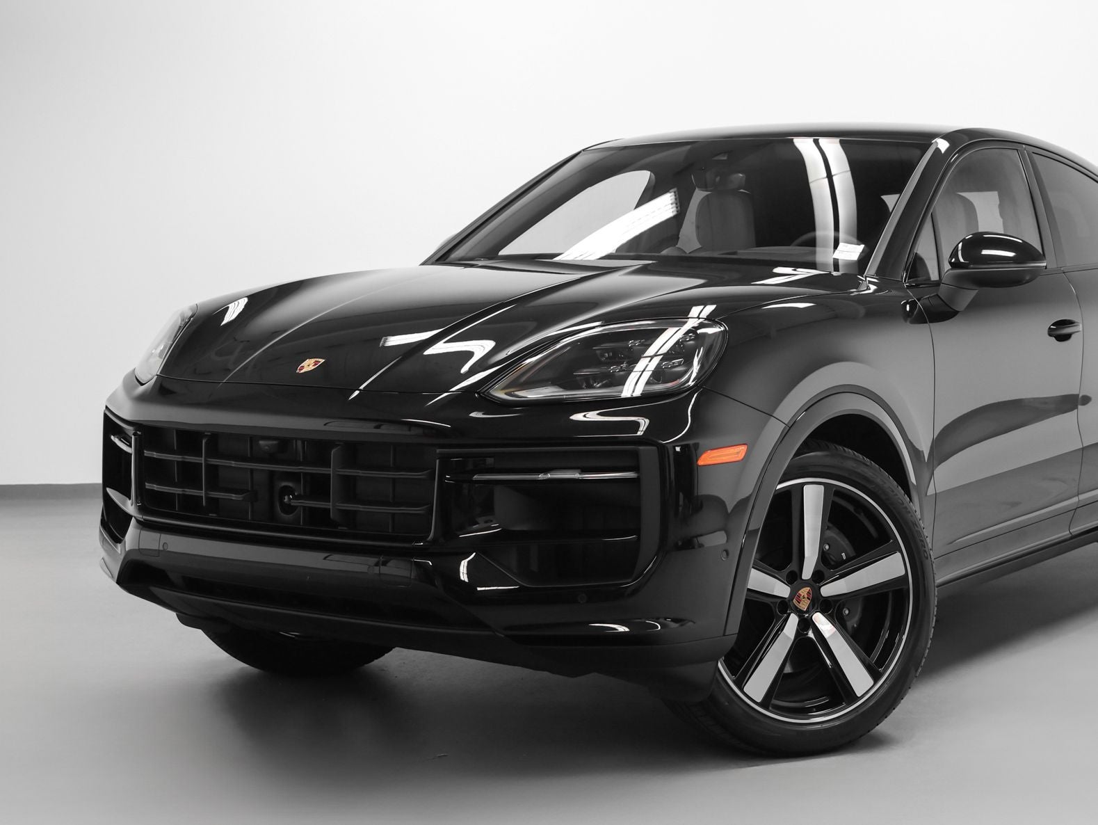2025 Porsche Cayenne Coupe Base