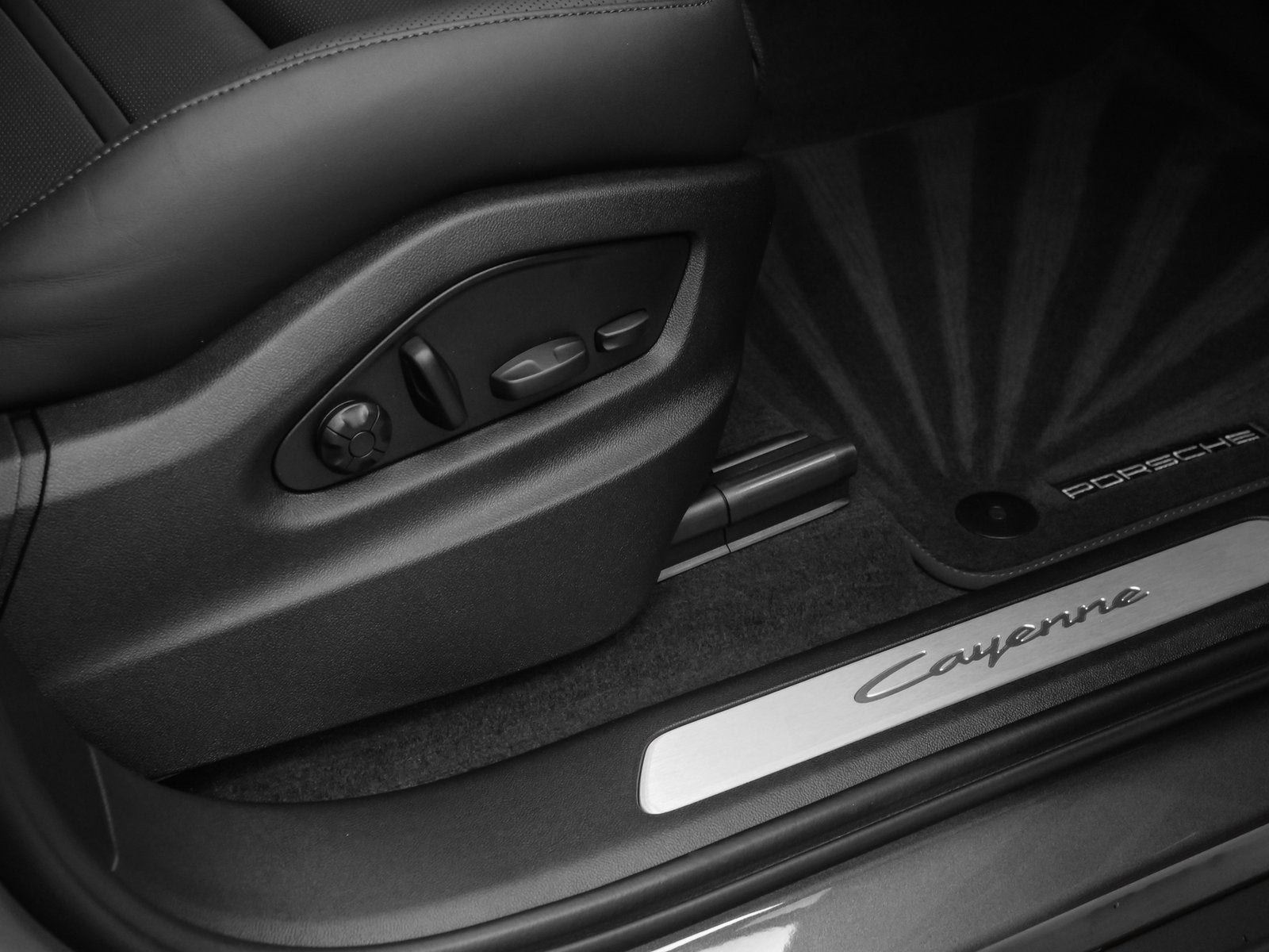 2025 Porsche Cayenne Cayenne Coupe