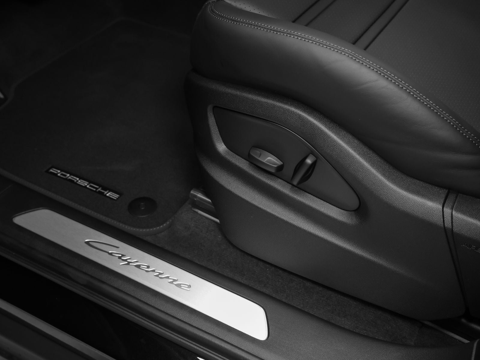 2026 Porsche Cayenne Coupe