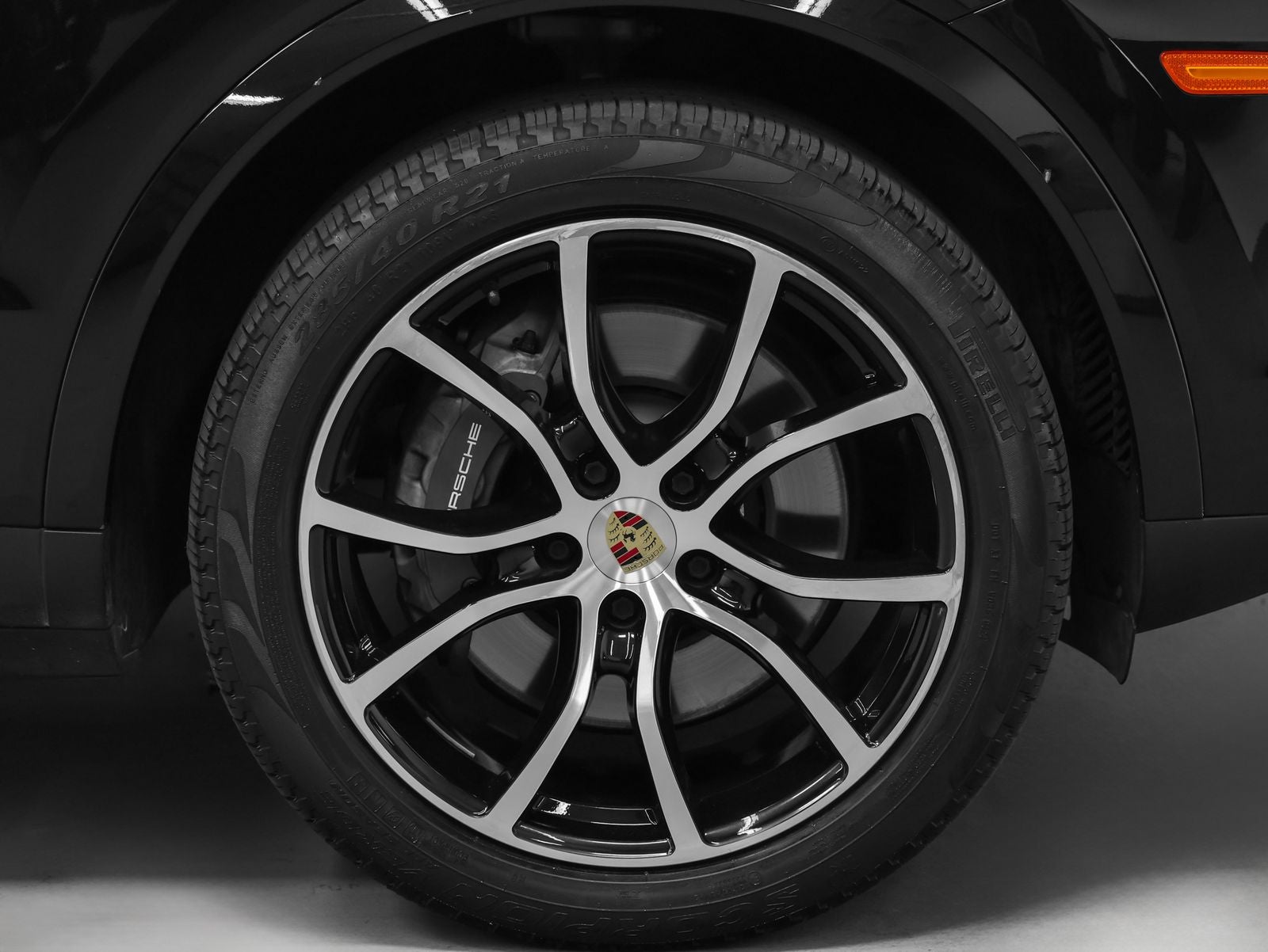 2022 Porsche Cayenne Cayenne Coupe Platinum Edition