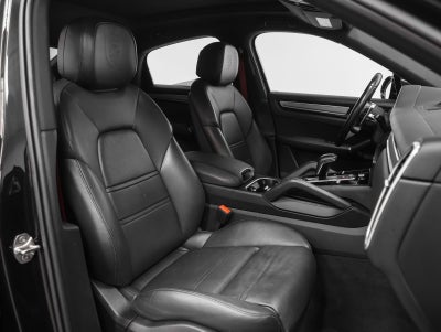 2022 Porsche Cayenne Cayenne Coupe Platinum Edition