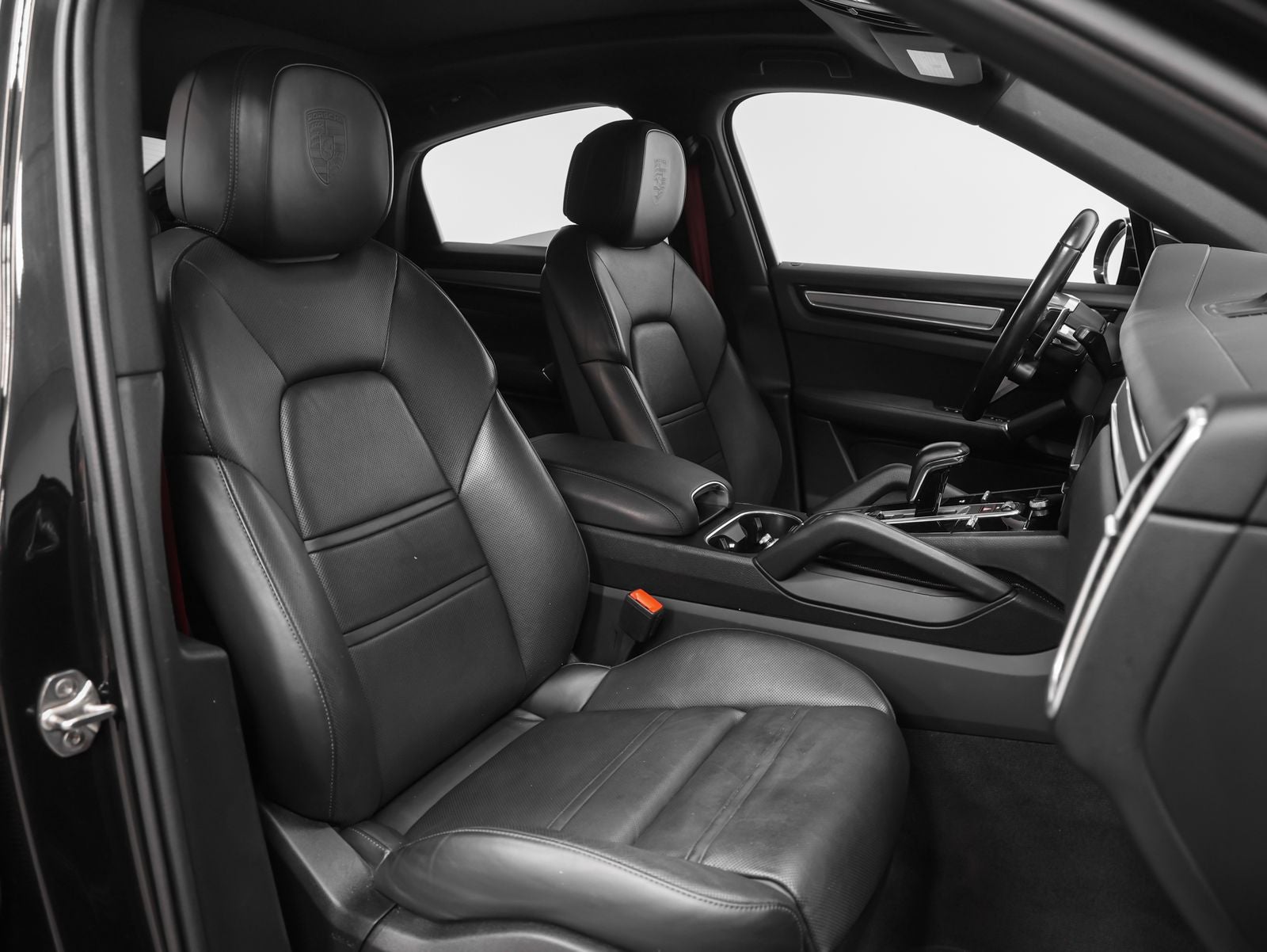 2022 Porsche Cayenne Cayenne Coupe Platinum Edition
