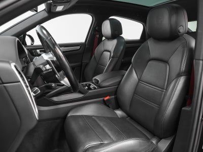 2022 Porsche Cayenne Cayenne Coupe Platinum Edition