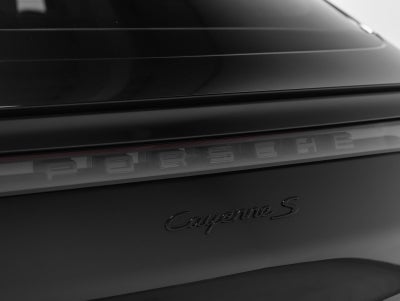 2023 Porsche Cayenne S Coupe
