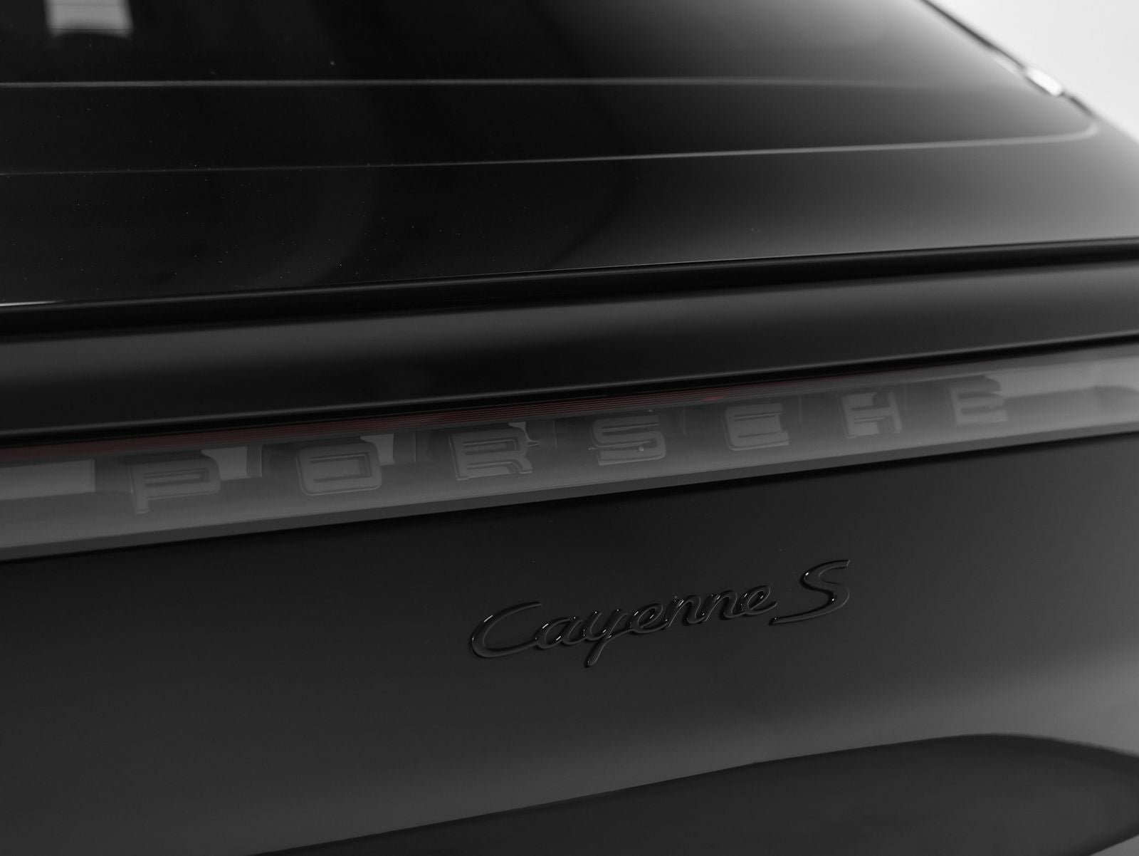 2023 Porsche Cayenne S Coupe