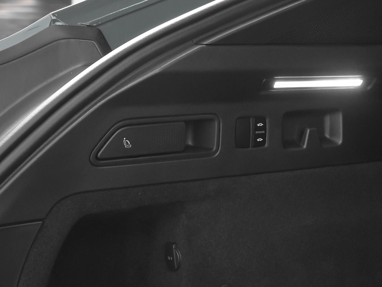 2026 Porsche Cayenne Cayenne S Coupe Electric