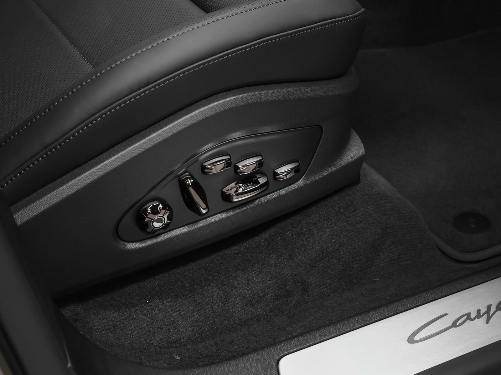 2026 Porsche Cayenne Cayenne S Coupe Electric