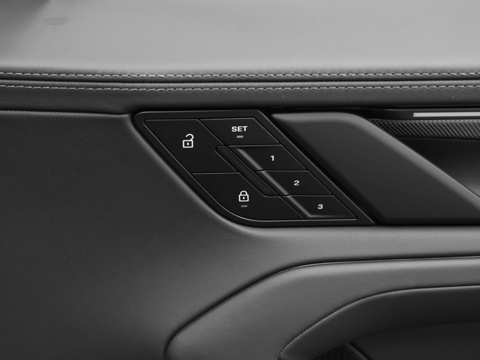 2026 Porsche Cayenne Cayenne S Coupe Electric