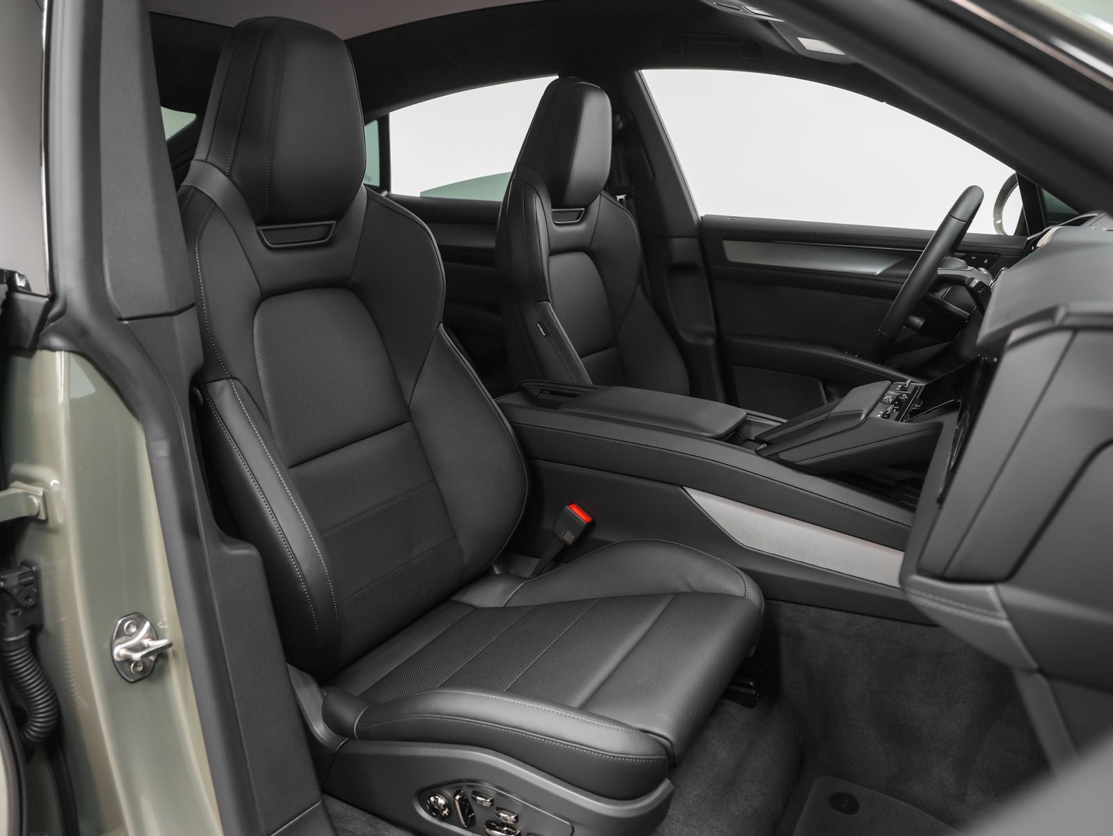 2026 Porsche Cayenne Cayenne S Coupe Electric