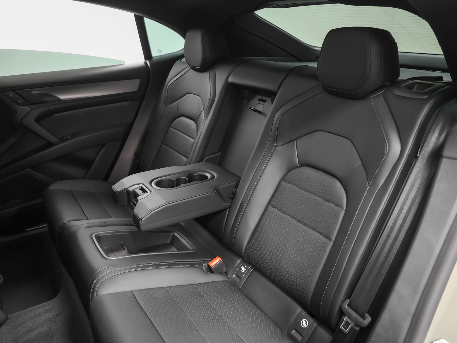 2026 Porsche Cayenne Cayenne S Coupe Electric