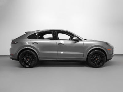 2026 Porsche Cayenne E-Hybrid Coupe