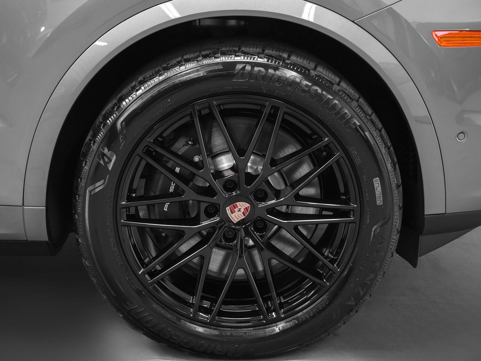 2026 Porsche Cayenne E-Hybrid Coupe