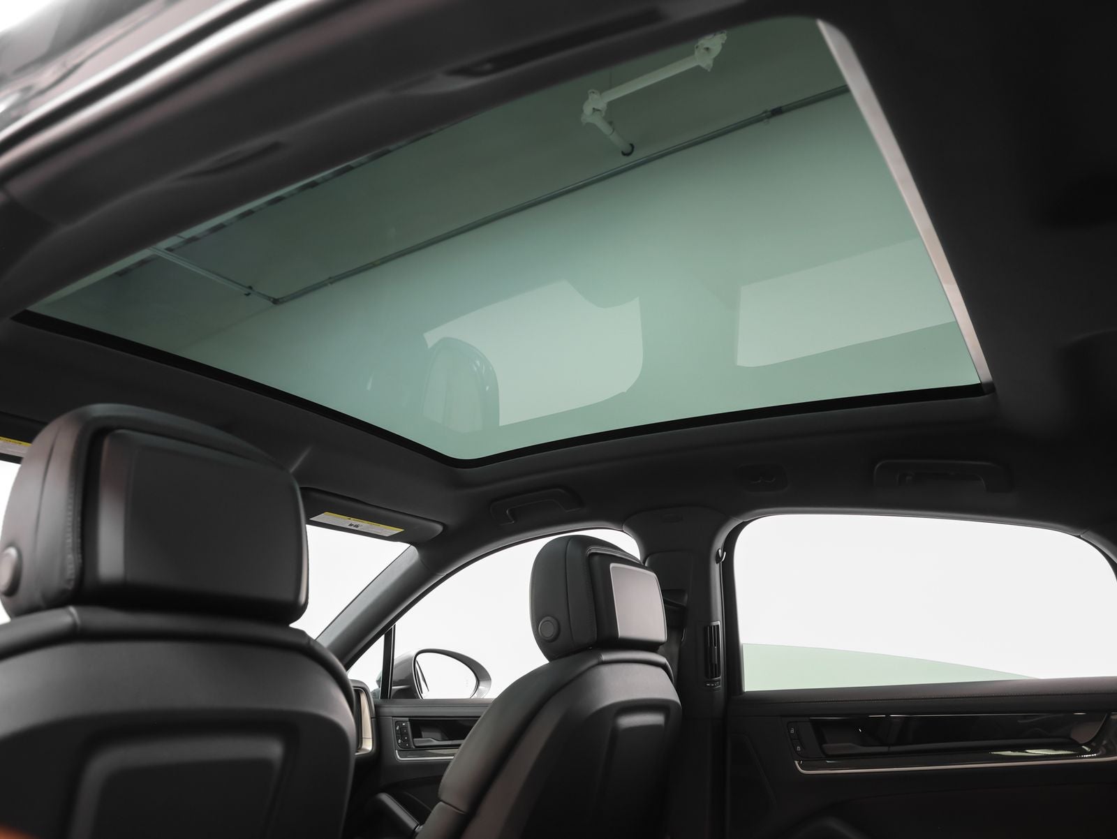 2026 Porsche Cayenne E-Hybrid Coupe