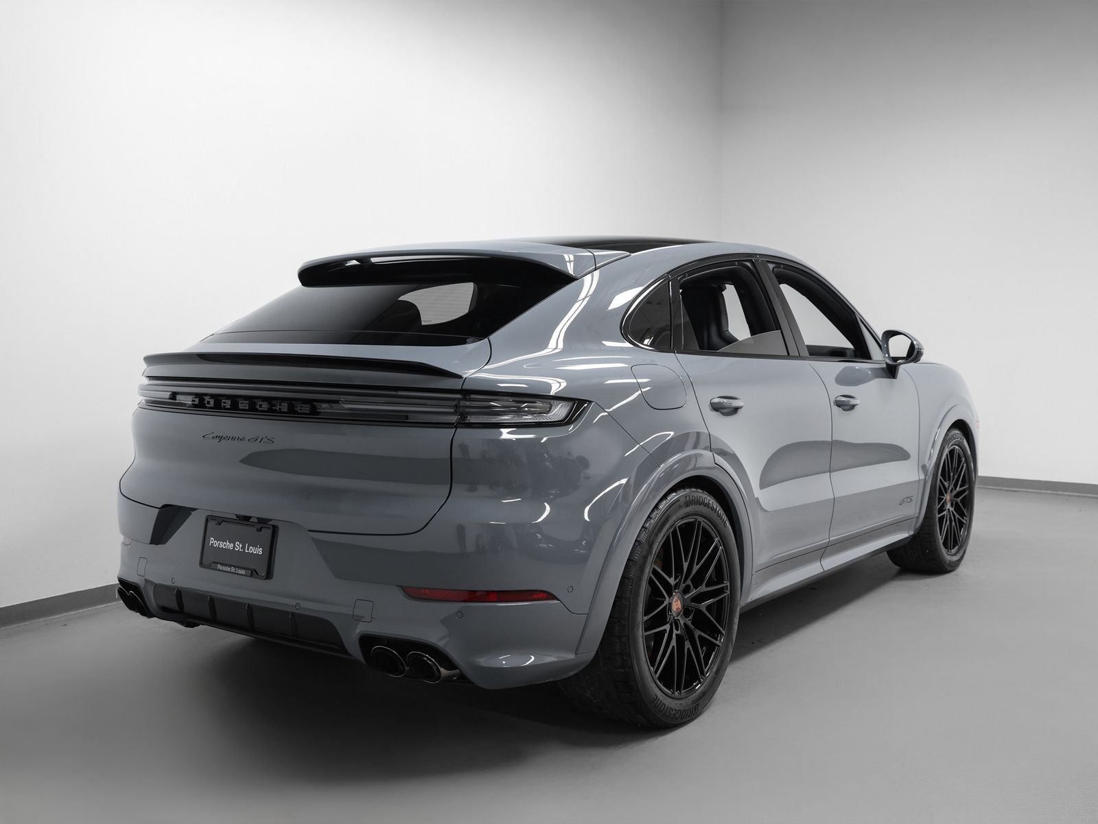 2026 Porsche Cayenne Cayenne GTS Coupe